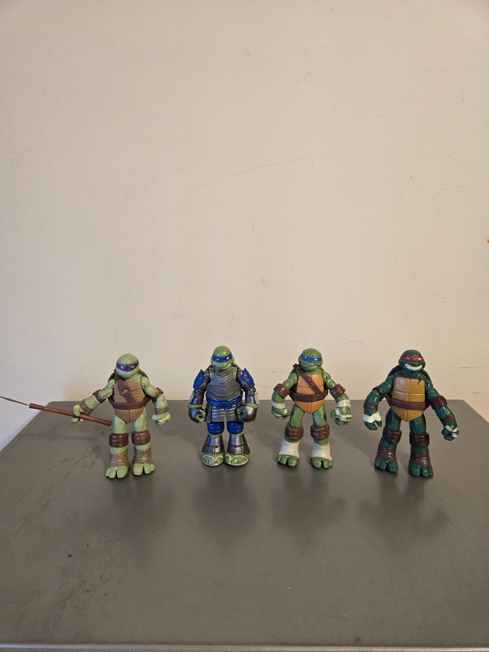 Teenage Mutant Ninja Turtles Action Figures Lot